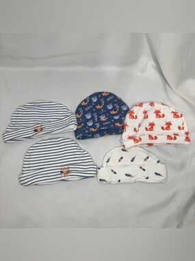 5 Fox Themed Baby Hats